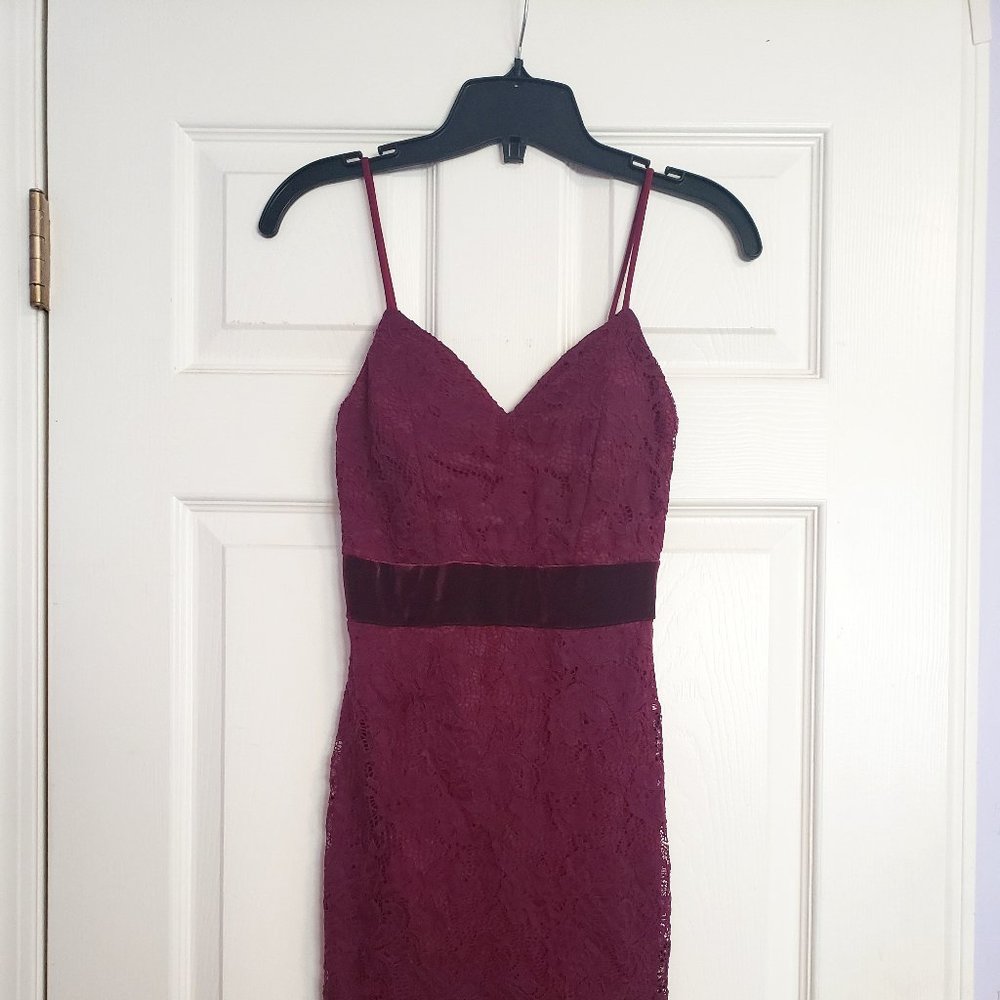 Olive Tree Burgundy Lace Dress (S)